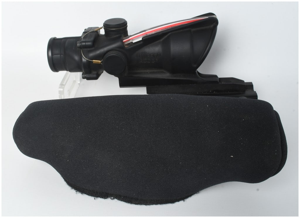 Trijicon ACOG TA31RCO-M4 4x32 Dual Illuminated Scope (1 of 12)