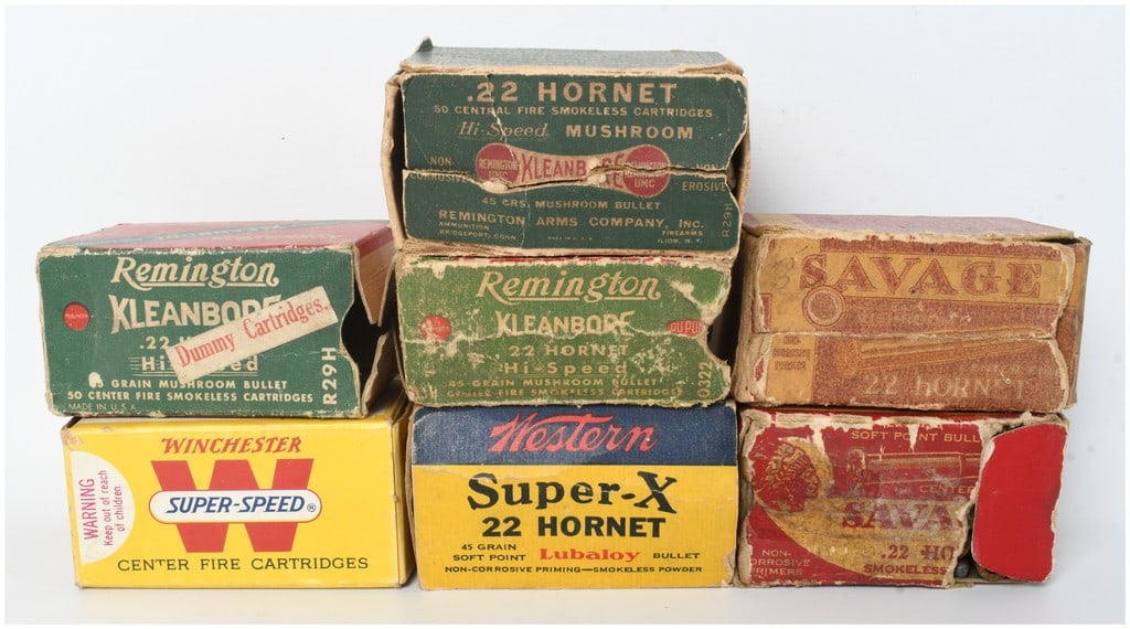A Lot of 160 Rounds of Assorted .22 Hornet Ammunition in Seven Vintage Boxes (1 of 5)