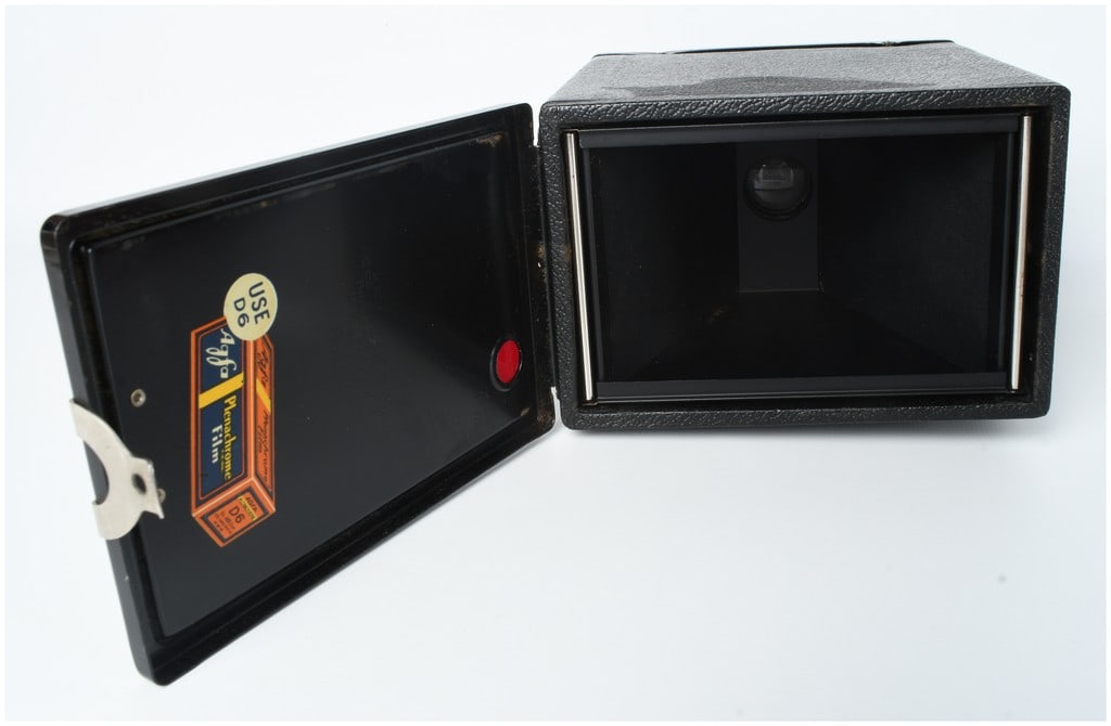 Agfa Ansco D-6 Cadet Box Camera - 5