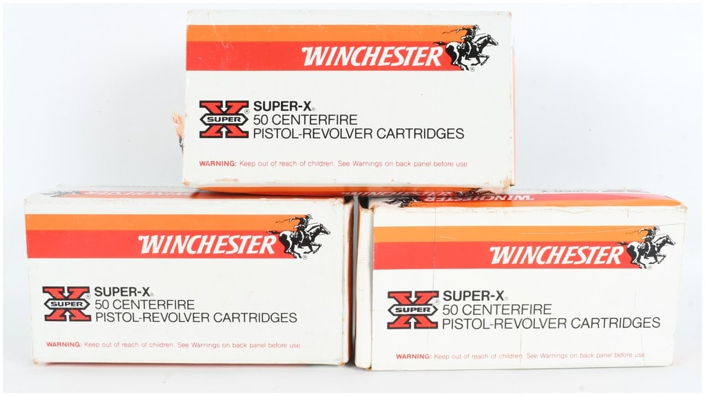 A Lot of 132 Rounds Winchester Super-X .38 Special Ammunition: This lot consists of a total of 132 rounds of Winchester Super-X .38 Special centerfire pistol and revolver ammunition. The collection contains two distinct varieties: 95-grain Silvertip Hollow Point 