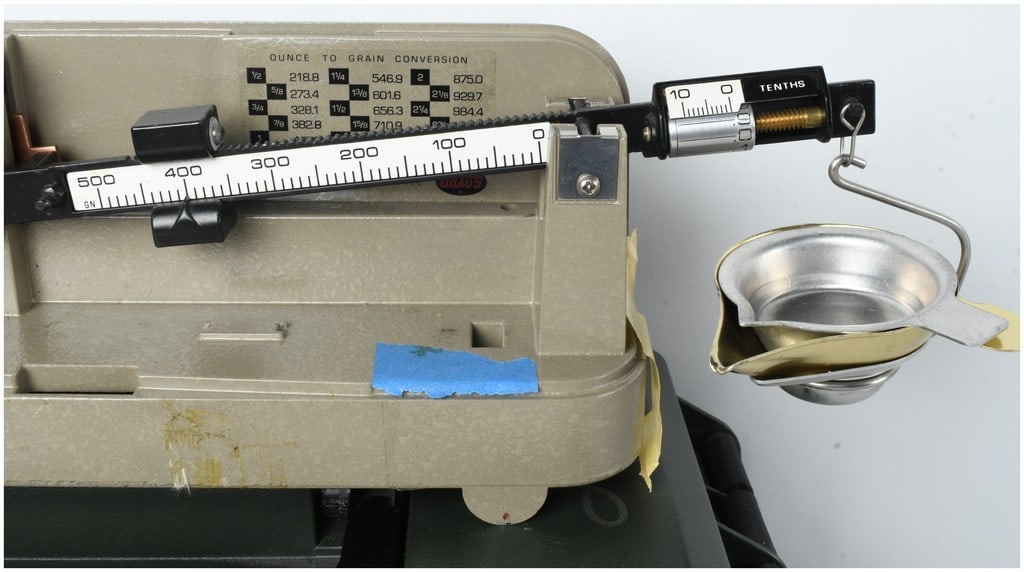 Ohaus Model 10-10 Precision Reloading Powder Scale - 3