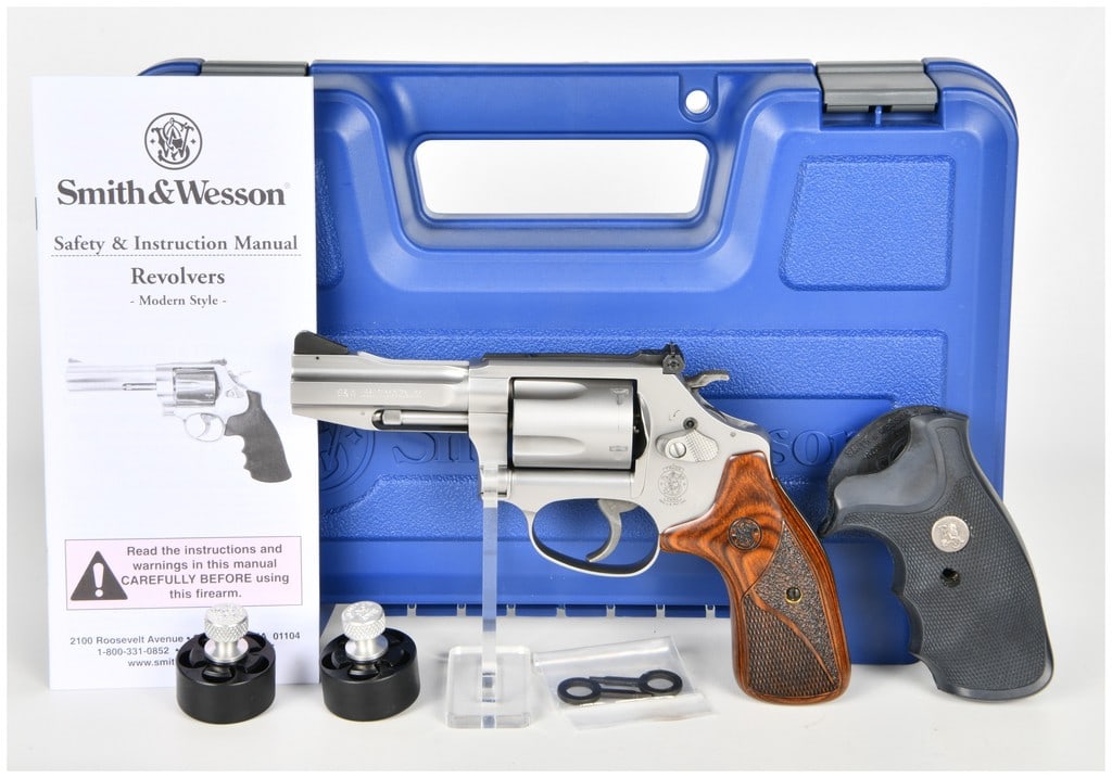 Smith & Wesson Model 60-15 Pro Series Double Action Revolver .357 Magnum with 3 Inch Barrel (1 of 20)