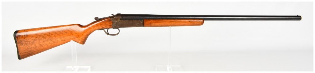 Eastern Arms Company Model 104A Single Shot Break Action Shotgun 16 Gauge with 28 Inch Barrel: This is a single-shot break-action shotgun chambered in 16 gauge, designed for general sporting and hunting purposes. The firearm features a 28-inch barrel with an external hammer and a single brass b