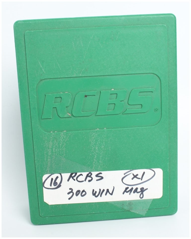 RCBS .300 Winchester Magnum X-Die Full Length Die Set: A two-piece RCBS X-Die Full Length (F L) die set designed for reloading .300 Winchester Magnum cartridges. This set consists of two steel dies housed in a signature RCBS green textured plastic storage
