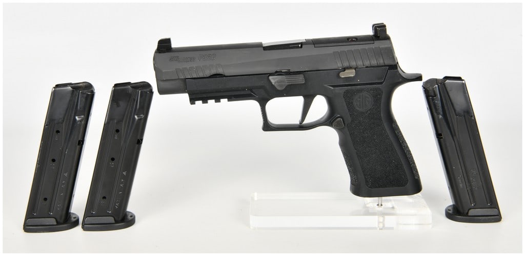 Sig Sauer P320 Semi-Automatic Pistol 9mm (1 of 16)