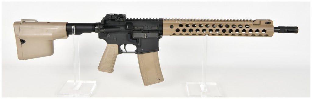 CMMG Inc. Mk4 Semi-Automatic Rifle 5.56mm with 16 Inch Barrel (1 of 16)