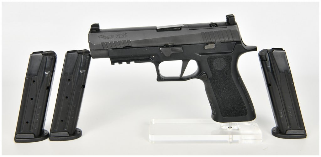 Sig Sauer P320 Semi-Automatic Pistol 9mm with 4.7 Inch Barrel (1 of 16)
