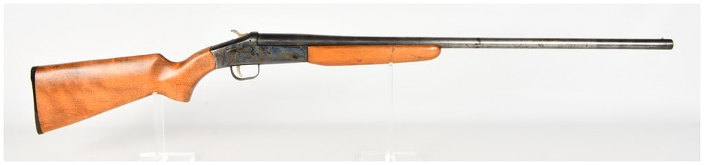 Stevens Model 940 Single-Shot Break-Action Shotgun 20 Gauge with 28 Inch Barrel: This Stevens Model 940 is a single-shot break-action shotgun chambered for 20 gauge with a 28-inch barrel and a 2 3/4 inch chamber. The firearm features a blued barrel fitted with a single silver-tone