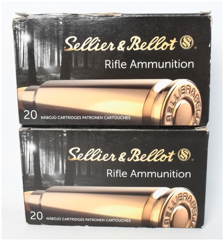 Sellier & Bellot 6.5 Creedmoor Soft Point Ammunition A Lot of 40 Rounds: This lot contains a total of 40 rounds of Sellier & Bellot 6.5 Creedmoor centerfire rifle ammunition, packaged in two factory-marked boxes of 20 rounds each. The cartridges are loaded with 131-grain (