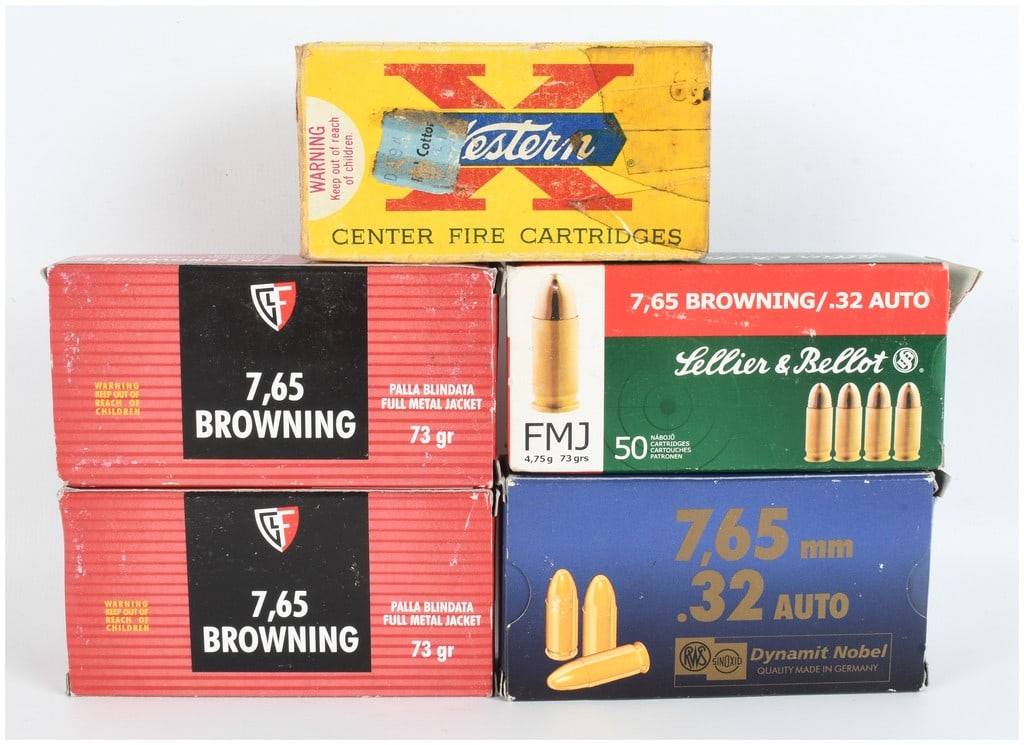 A Lot of 220 Rounds of .32 Auto (7.65mm Browning) Ammunition: This collection consists of 220 rounds of .32 Auto (7.65mm Browning) caliber centerfire ammunition produced by various manufacturers. The lot includes two boxes of Fiocchi 73-grain Full Metal Jacket (