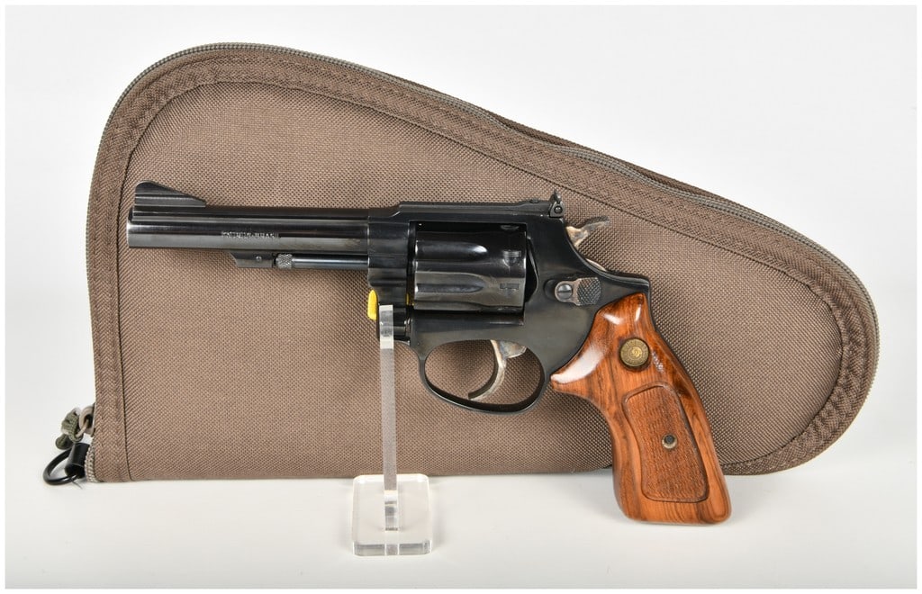 Taurus Model 94 Double-Action Revolver .22 LR with 4 Inch Barrel (1 of 17)