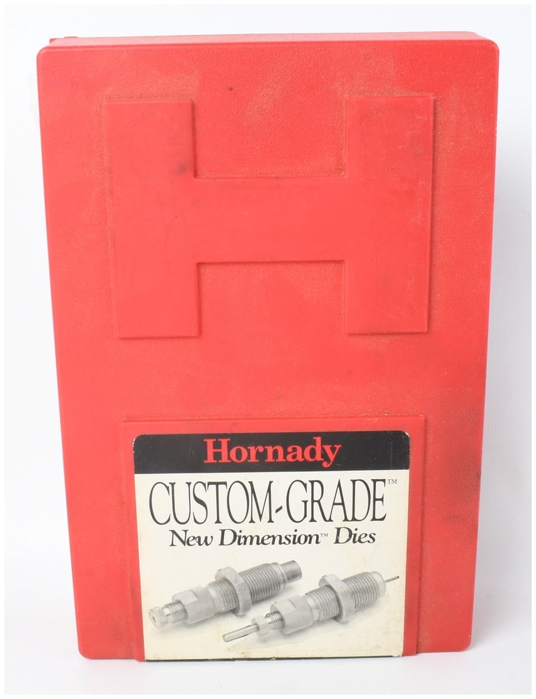 Hornady Custom-Grade New Dimension Series III 2-Die Set for 6MM BR: Hornady Custom-Grade New Dimension Series III two-die reloading set for 6MM BR. The set consists of a full-length sizing die and a seating die, both constructed from steel with knurled adjustment surf