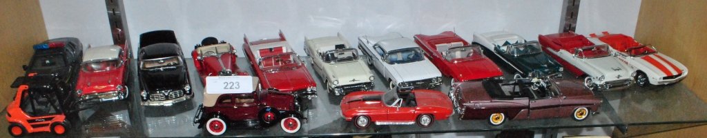 LOT OF 15 DIE CAST MUSCLE CARS VARIOUS STYLES: SUCH AS CORVETTE, DESOTO, CAMARA, OLDSMOBILE SUPER 88, CHEVY BEL AIR CHEVY IMPALA PONTIAC BONNEVILLE, 1955 CHRYSLER APPEARS IN REAL GOOD CONDITION JUST DOES NOT HAVE COA OR BOX