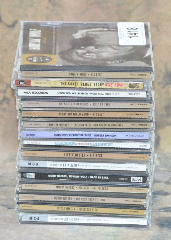 Lot of 15 Blues CD's titles follow: Howlin' wolf, Otis Rush, Sonny boy Williamson, Chess blues classics, Sonny boy Williamson, John Lee Hooker, Robert Johnson, John Mayall, Little Walter, Etta James, Muddy Waters X3, Little Milton, John