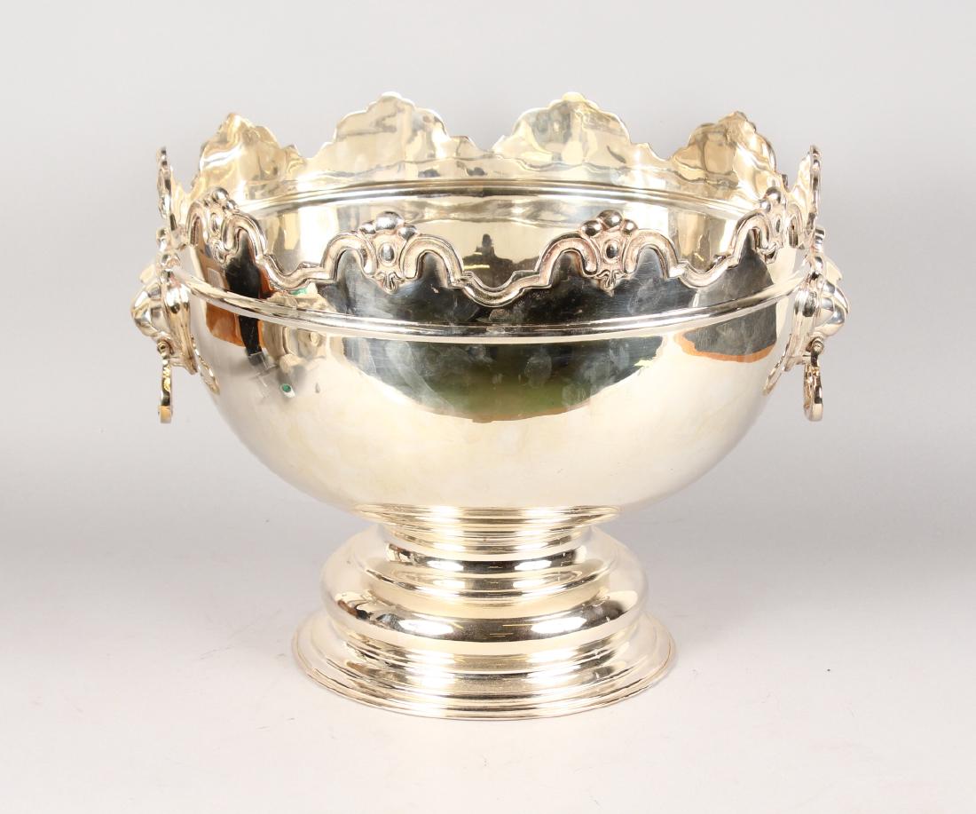 A VERY LARGE PLATED CIRCULAR TWO HANDLED MONTEITH BOWL (1 of 2)