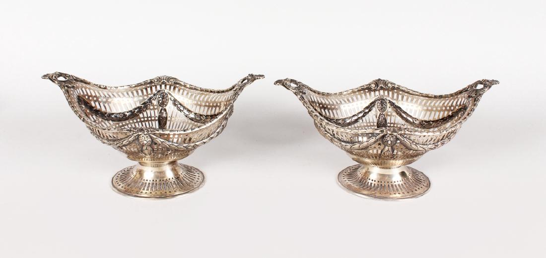 A PAIR OF VICTORIAN BOAT SHAPED PIERCED PEDESTAL (1 of 5)