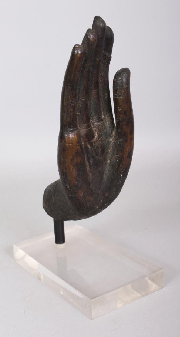 A GOOD THAI BRONZE MODEL OF BUDDHA’S HAND, 18th century (1 of 6)