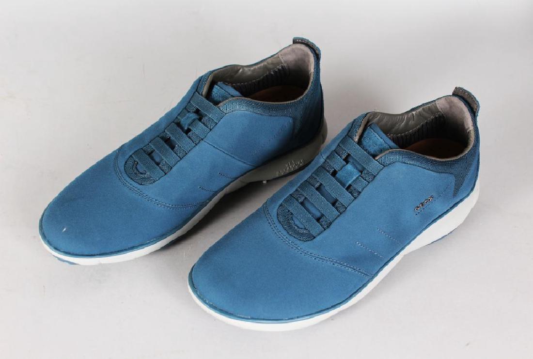 A PAIR OF MENS GEOX TRAINERS, size 8.: A PAIR OF MENS GEOX TRAINERS, size 8.