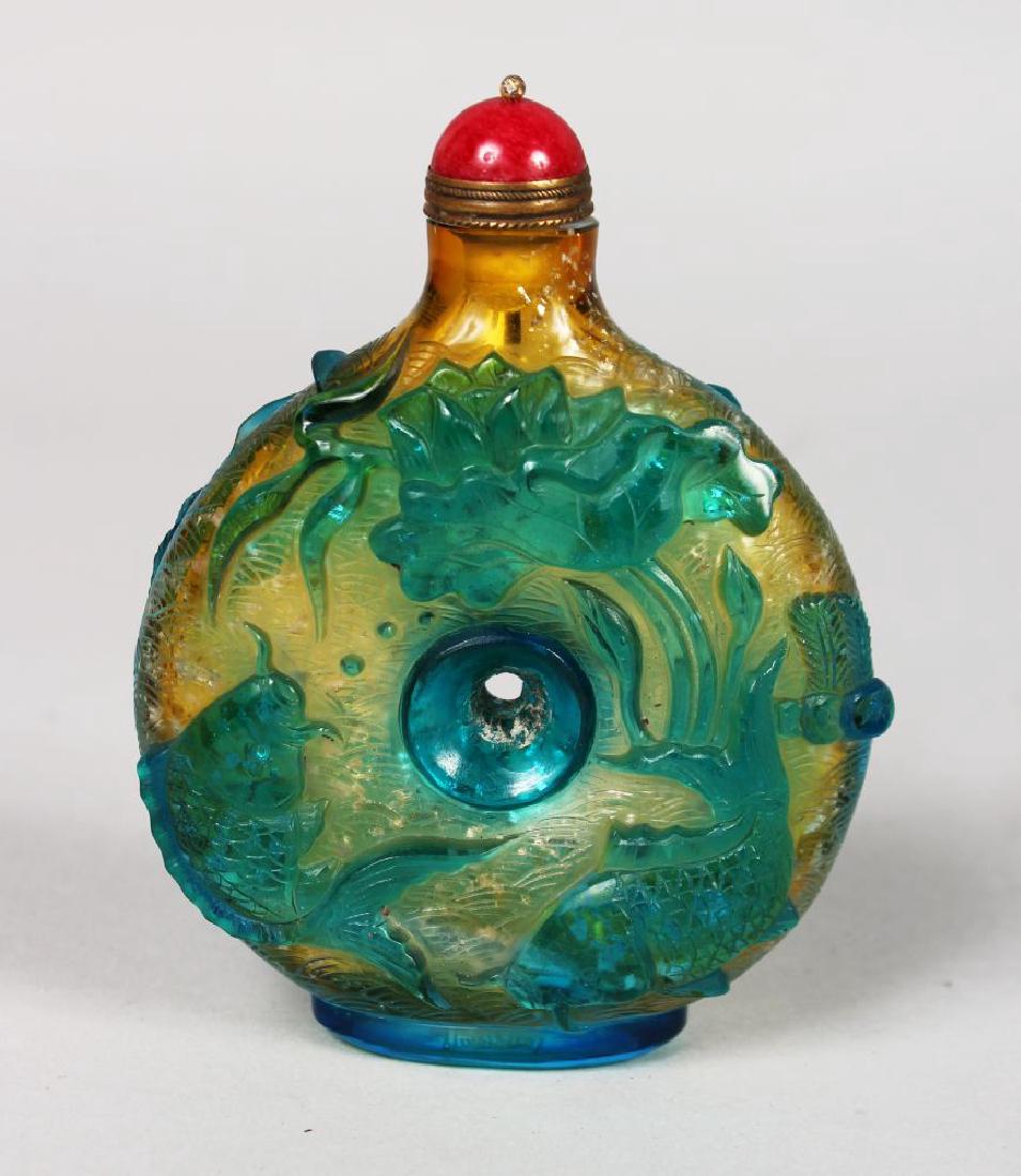 A CHINESE CIRCULAR SCENT BOTTLE, with fish etc. in (1 of 1)