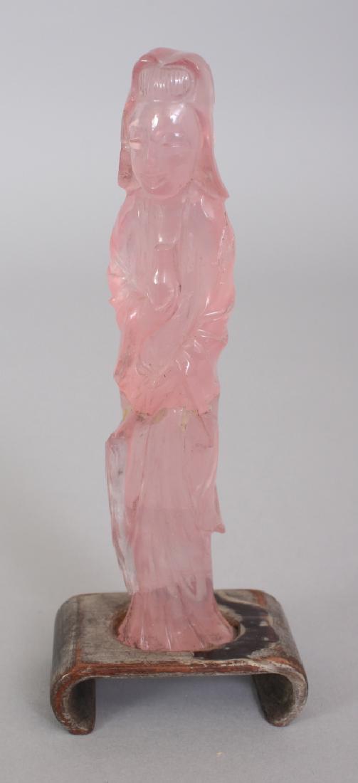 A SMALL 20TH CENTURY CHINESE ROSE QUARTZ CARVING OF (1 of 6)
