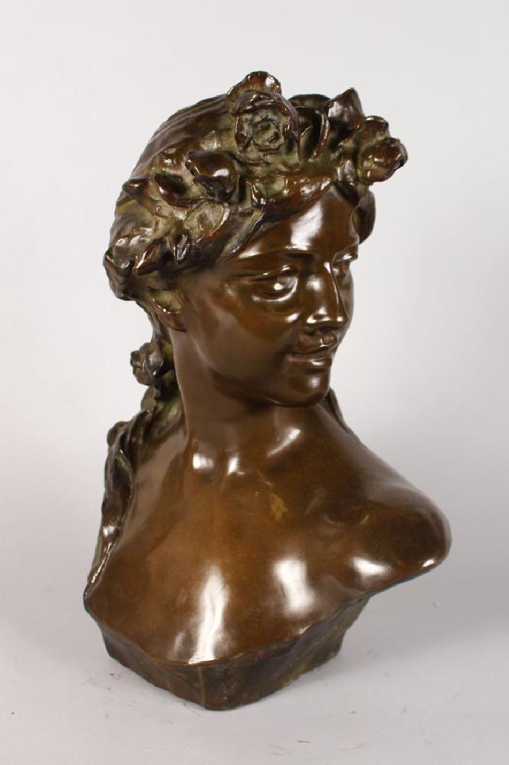 JEF LAMBEAUX (1852-1908) BELGIAN A SUPERB CLASSICAL: JEF LAMBEAUX (1852-1908) BELGIAN A SUPERB CLASSICAL BUST OF A YOUNG LADY. Signed. 20ins high.