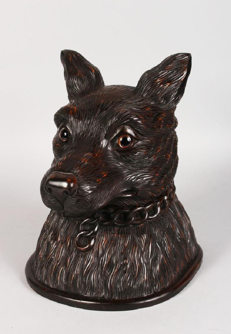 A LARGE BLACK FOREST CARVED WOOD DOG'S HEAD TOBACCO BOX (1 of 3)
