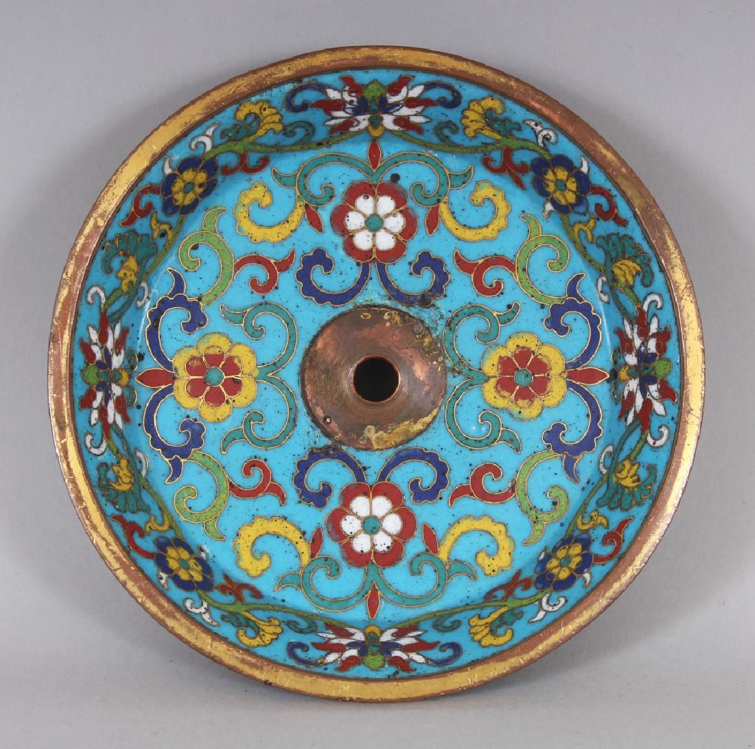 A GOOD QUALITY 18TH CENTURY CHINESE CLOISONNE (1 of 5)