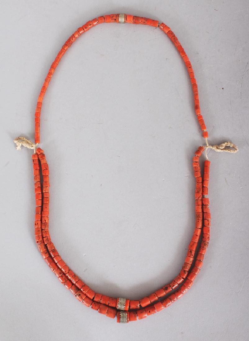 A GOOD 19TH/20TH CENTURY CHINESE CORAL MULTI-STRAND (1 of 4)