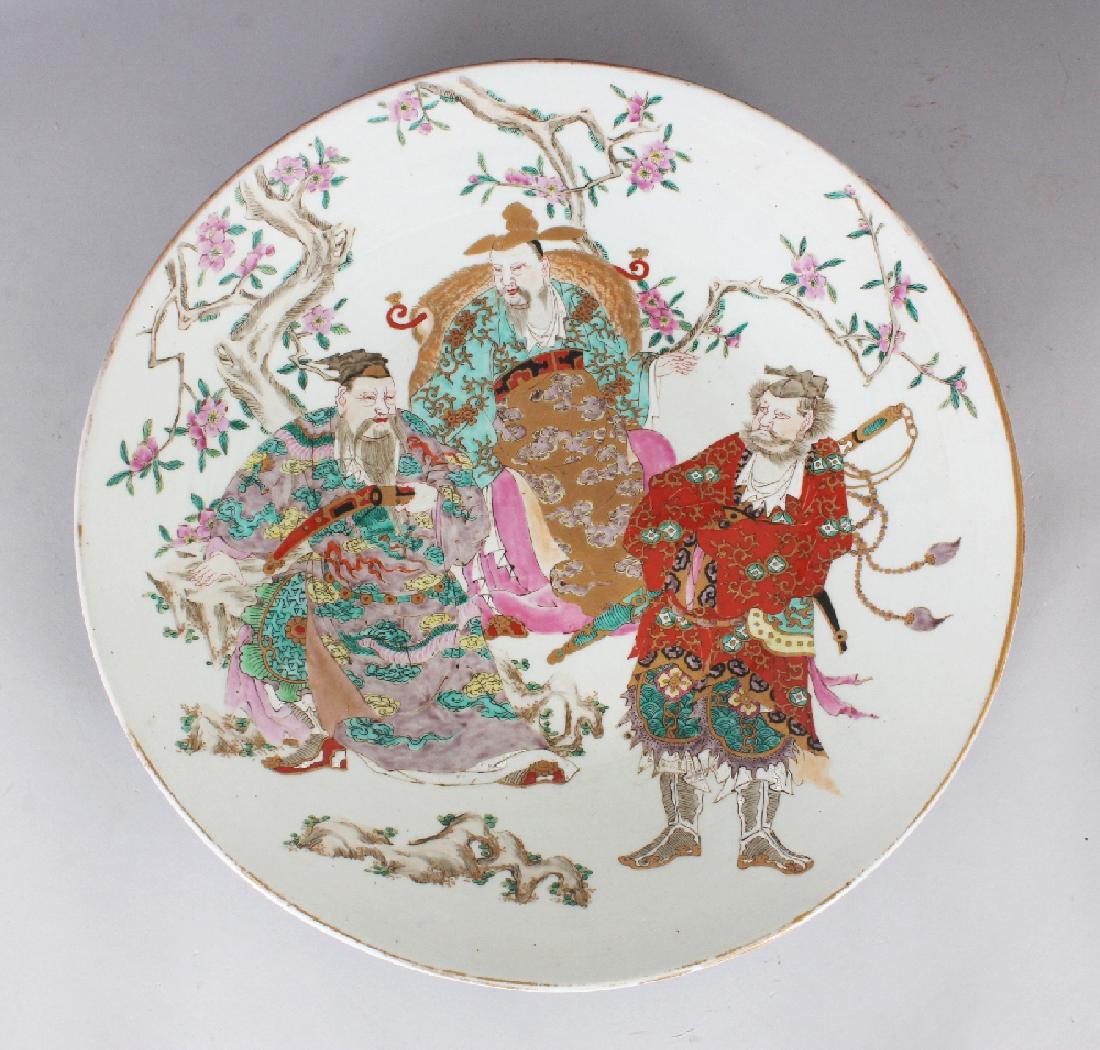 A LARGE GOOD QUALITY JAPANESE MEIJI PERIOD ENAMELLED (1 of 9)