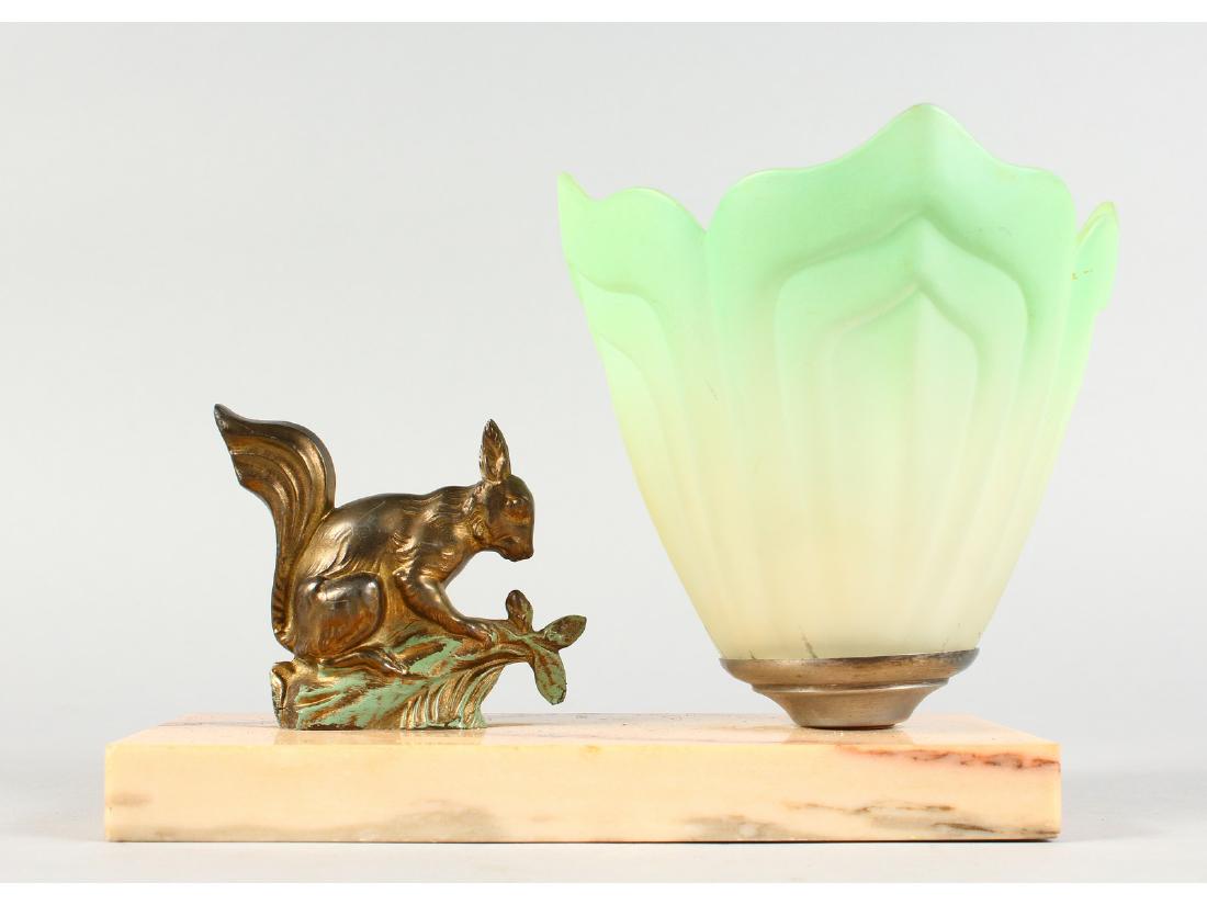 AN ART DECO LAMP, SQUIRREL ON A MARBLE BASE with green (1 of 1)