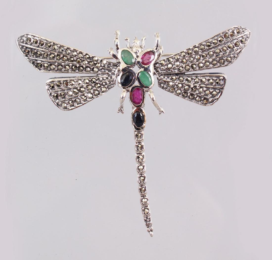 A SILVER DRAGONFLY BROOCH. (1 of 1)