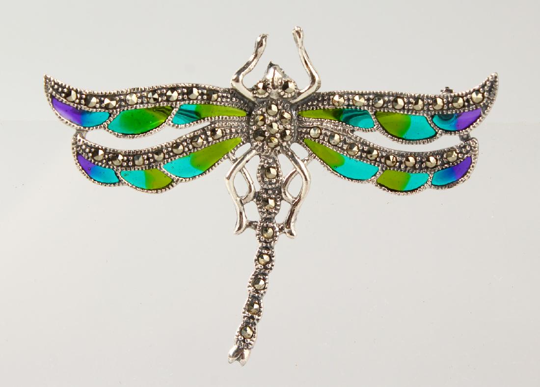 A SILVER PLIQUE ENAMEL AND MARCASITE DRAGONFLY BROOCH.: A SILVER PLIQUE ENAMEL AND MARCASITE DRAGONFLY BROOCH.