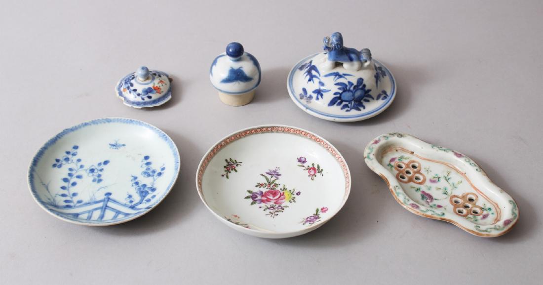 A 19TH CENTURY YONGZHENG CHINESE BLUE & WHITE CA MAU (1 of 2)