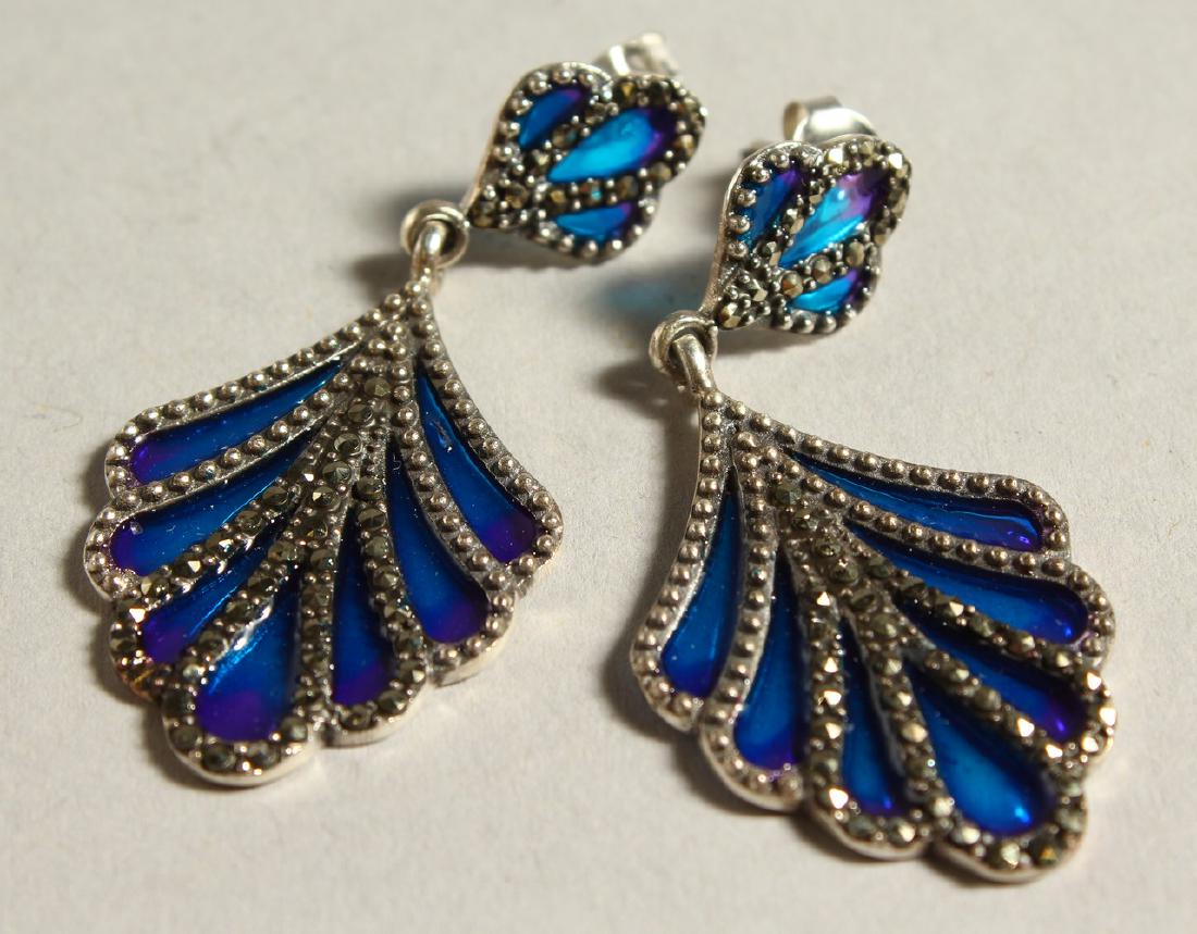 A PAIR OF SILVER, MARCASITE AND ENAMEL DECO DESIGN FAN: A PAIR OF SILVER, MARCASITE AND ENAMEL DECO DESIGN FAN EARRINGS.