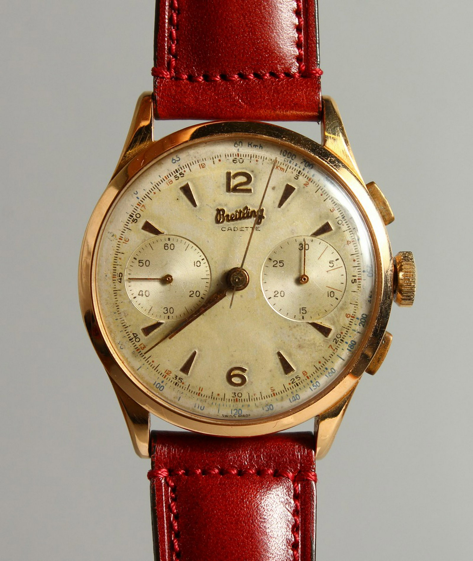 A GENTLEMAN'S 18CT GOLD BREITLING WRISTWATCH, with: A GENTLEMAN'S 18CT GOLD BREITLING WRISTWATCH, with leather strap, No. 767413.