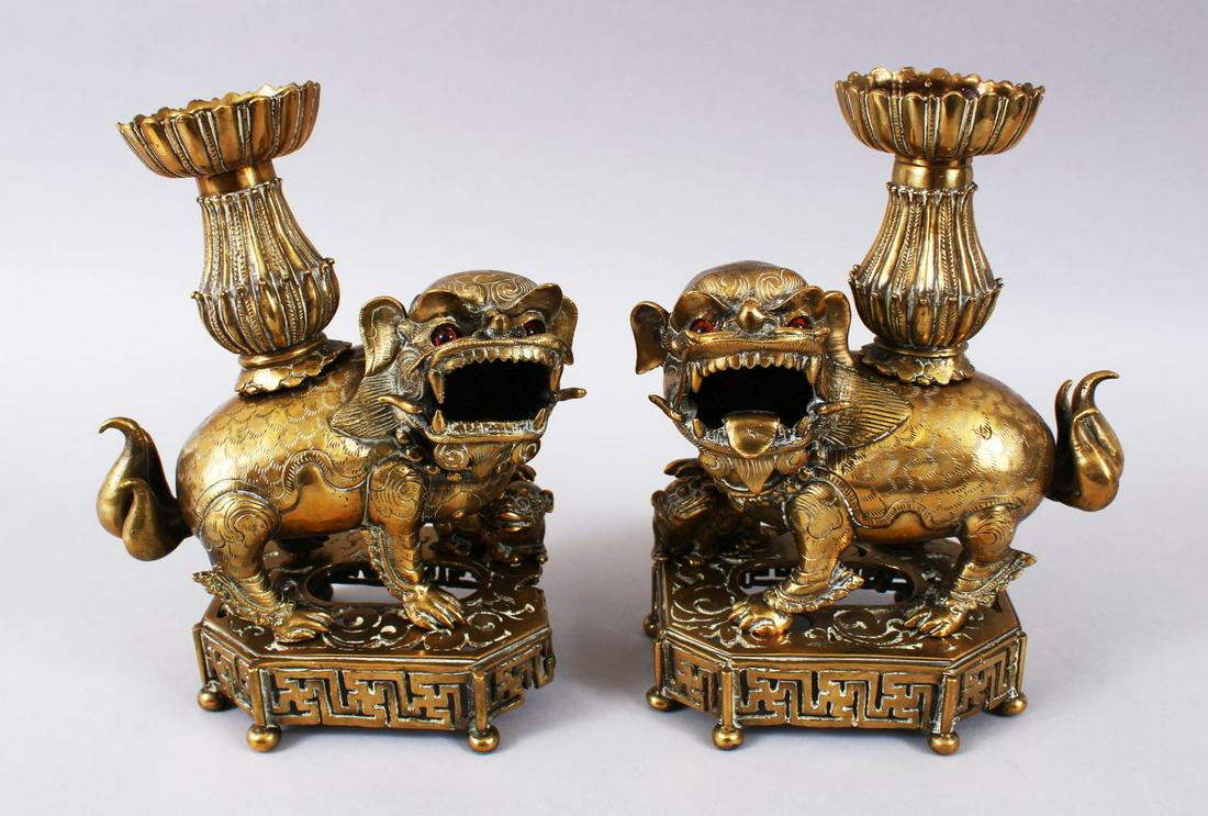A PAIR OF 19TH / 20TH CENTURY CHINESE BRONZE (1 of 11)
