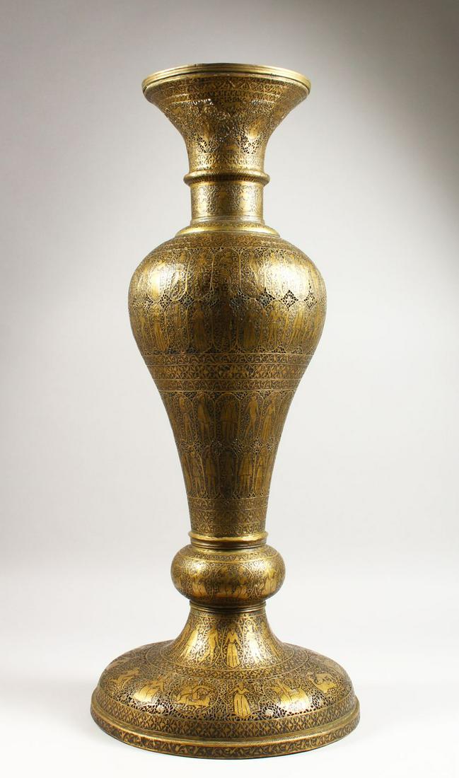 AN EXTREMELY FINE AND RARE MONUMENTAL 18TH/19TH CENTURY (1 of 20)
