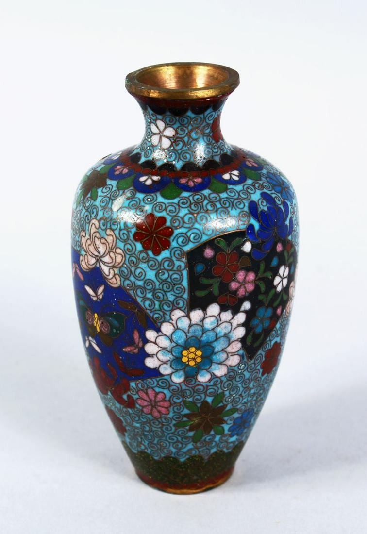 A SMALL JAPANESE MEIJI PERIOD CLOISONNE VASE, the vase (1 of 1)
