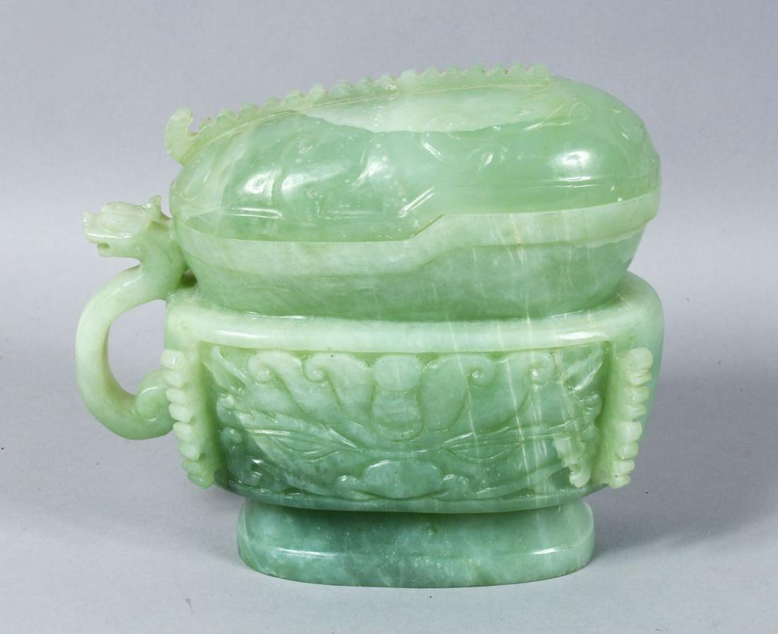 A LARGE 19TH / 20TH CENTURY CARVED JADE POT & COVER, (1 of 6)