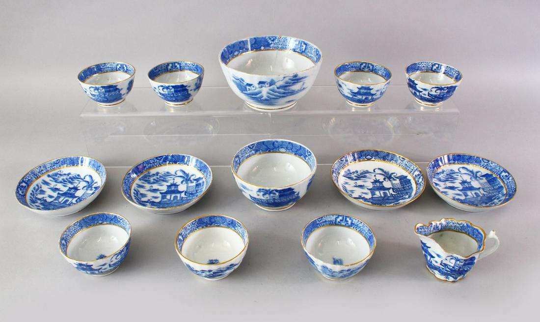 A LOT OF FOURTEEN LATER 19TH CENTURY CHINESE QIANLONG (1 of 6)