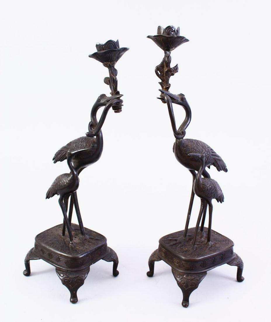 A GOOD PAIR OF JAPANESE MEIJI PERIOD BRONZE EGRET / (1 of 6)