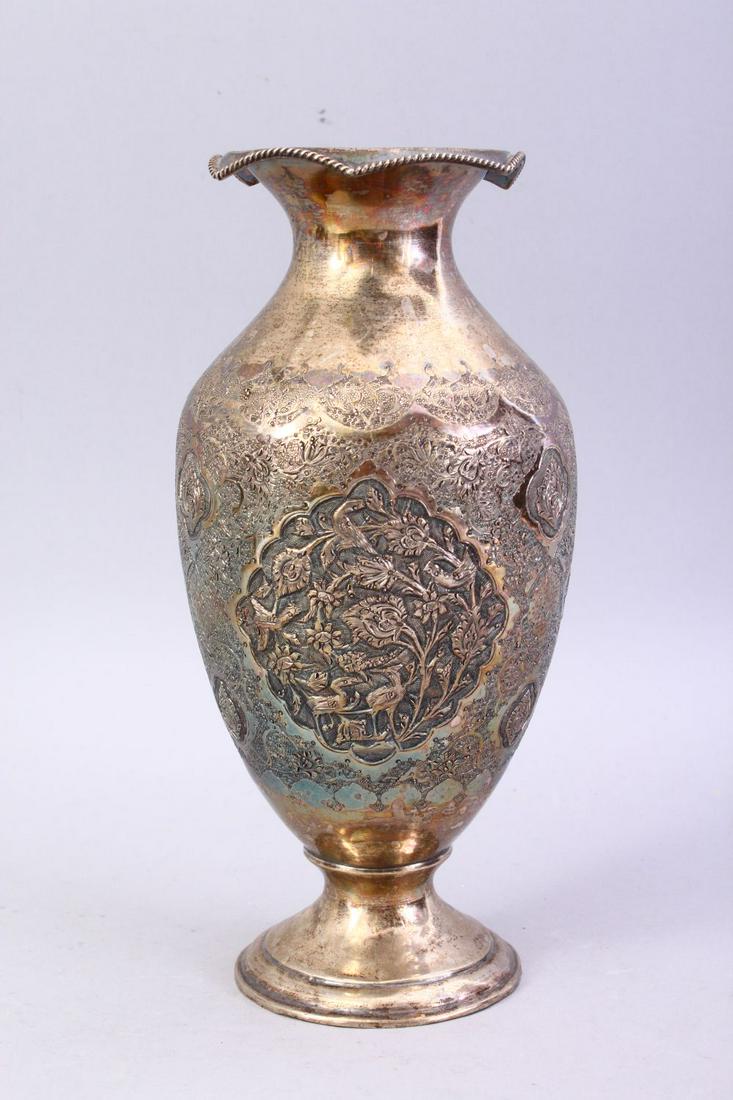 A FINE QUALITY 18TH / 19TH CENTURY IRANIAN CARVED (1 of 10)