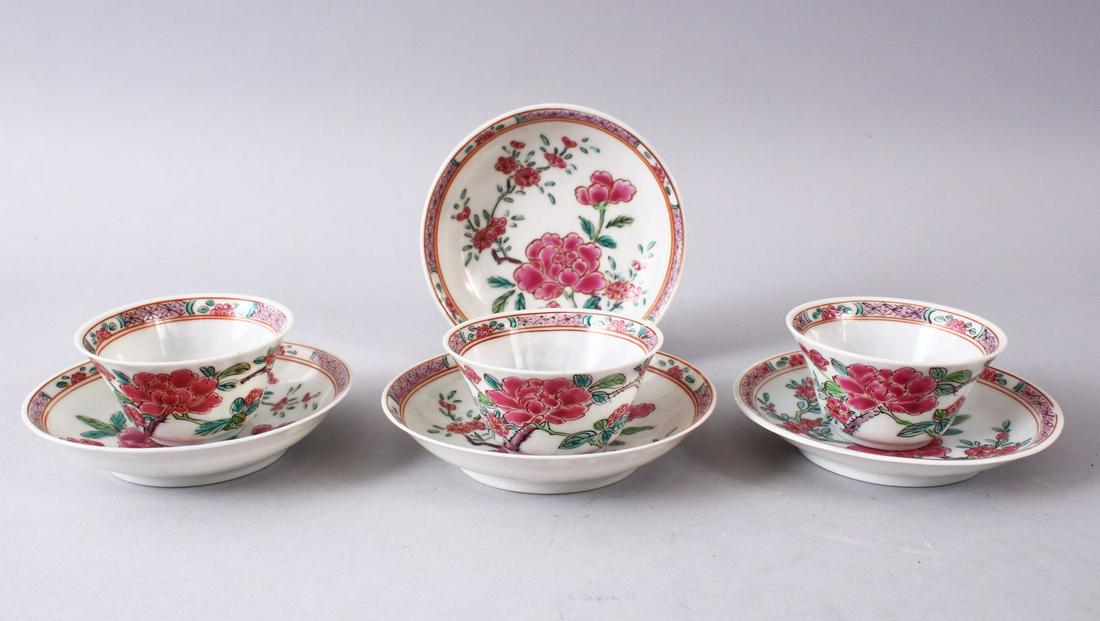A MIXED LOT OF 19TH / 20TH CENTURY CHINESE FAMILLE ROSE: A MIXED LOT OF 19TH / 20TH CENTURY CHINESE FAMILLE ROSE TEA BOWLS & SAUCERS, 7cm x 10cm.