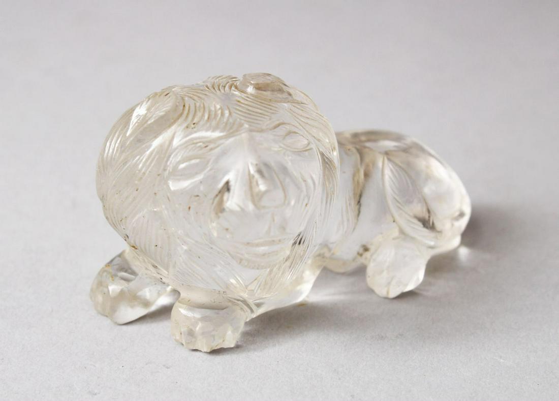 A GOOD ISLAMIC / PERSIAN CARVED ROCK CRYSTAL LION, 7cm. (1 of 5)