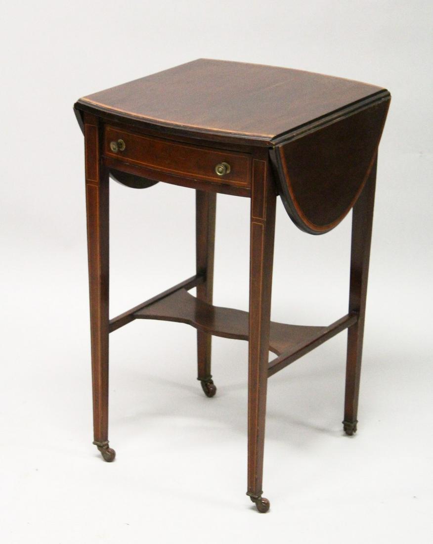 AN EDWARDIAN MAHOGANY AND SATINWOOD BANDED SMALL DROP: AN EDWARDIAN MAHOGANY AND SATINWOOD BANDED SMALL DROP LEAF TABLE, with a drawer to one end, tapering square legs united by a platform stretcher, on porcelain castors. 1ft 6ins long x 1ft 5ins wide x 2