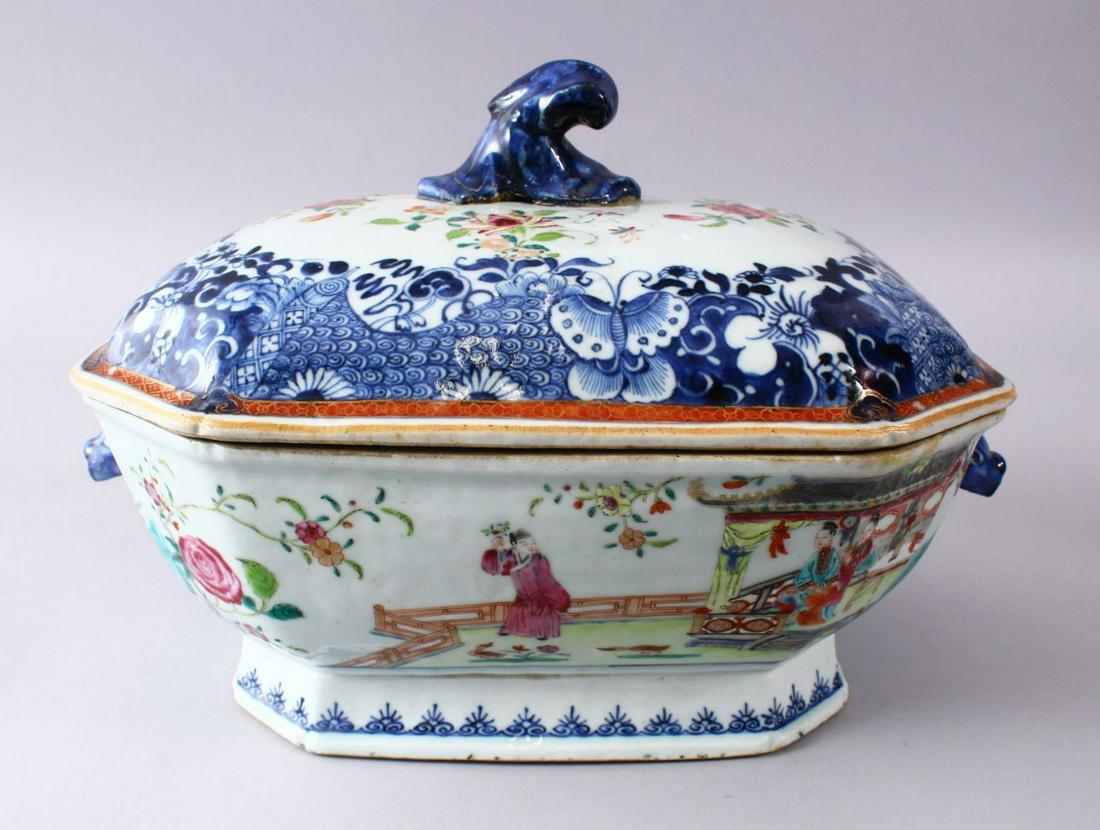 A 18TH / 19TH CENTURY CHINESE BLUE & WHITE FAMILLE ROSE: A 18TH / 19TH CENTURY CHINESE BLUE & WHITE FAMILLE ROSE PORCELAIN TUREEN AND COVER, decorated with figures and flora, with moulded handles and finial, 24cm x 36cm.