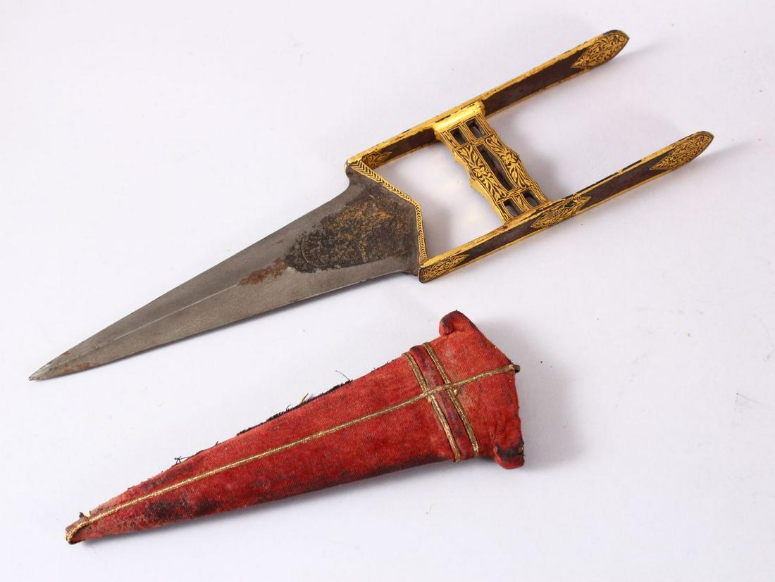 A GOOD INDIAN MUGHAL GILT STEEL DAGGER, with gilt (1 of 4)