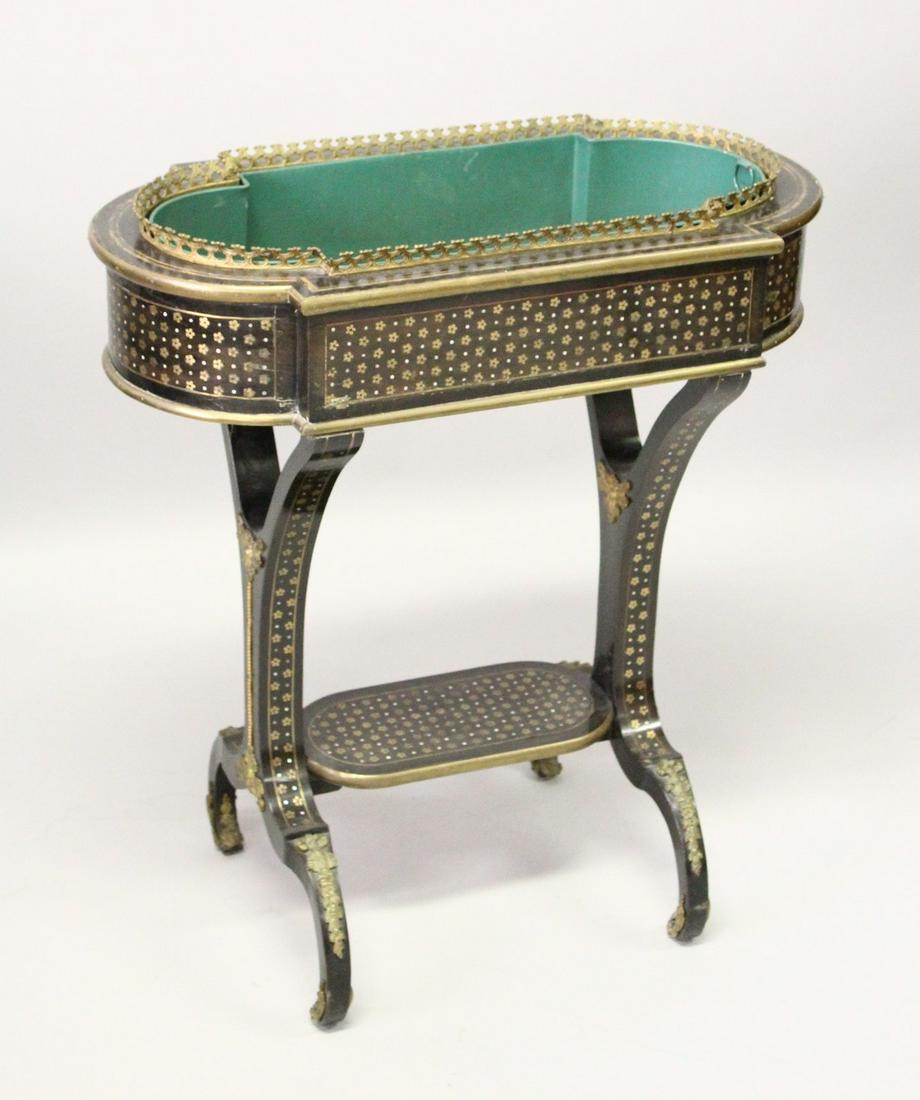 A VERY GOOD FRENCH 18TH /19TH CENTURY INLAID PLANTER,: A VERY GOOD FRENCH 18TH /19TH CENTURY INLAID PLANTER, with brass grill, metal liner on curving end supports and under tier. 2ft 6ins high, 2ft 2ins long.