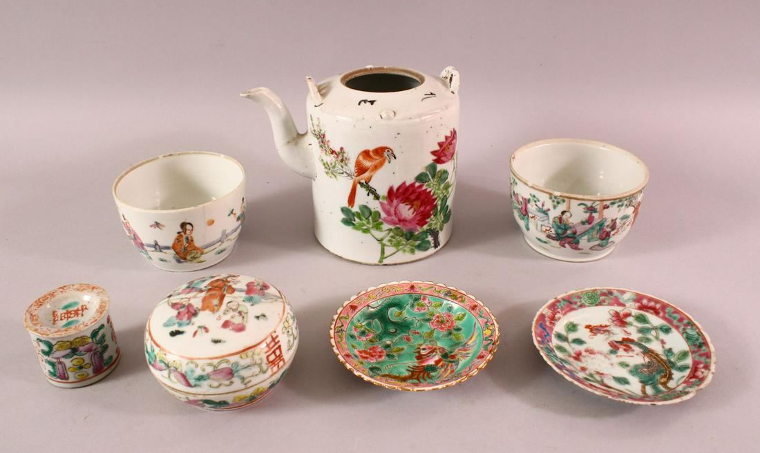 A MIXED LOT OF CHINESE FAMILLE ROSE PORCELAIN, (1 of 8)