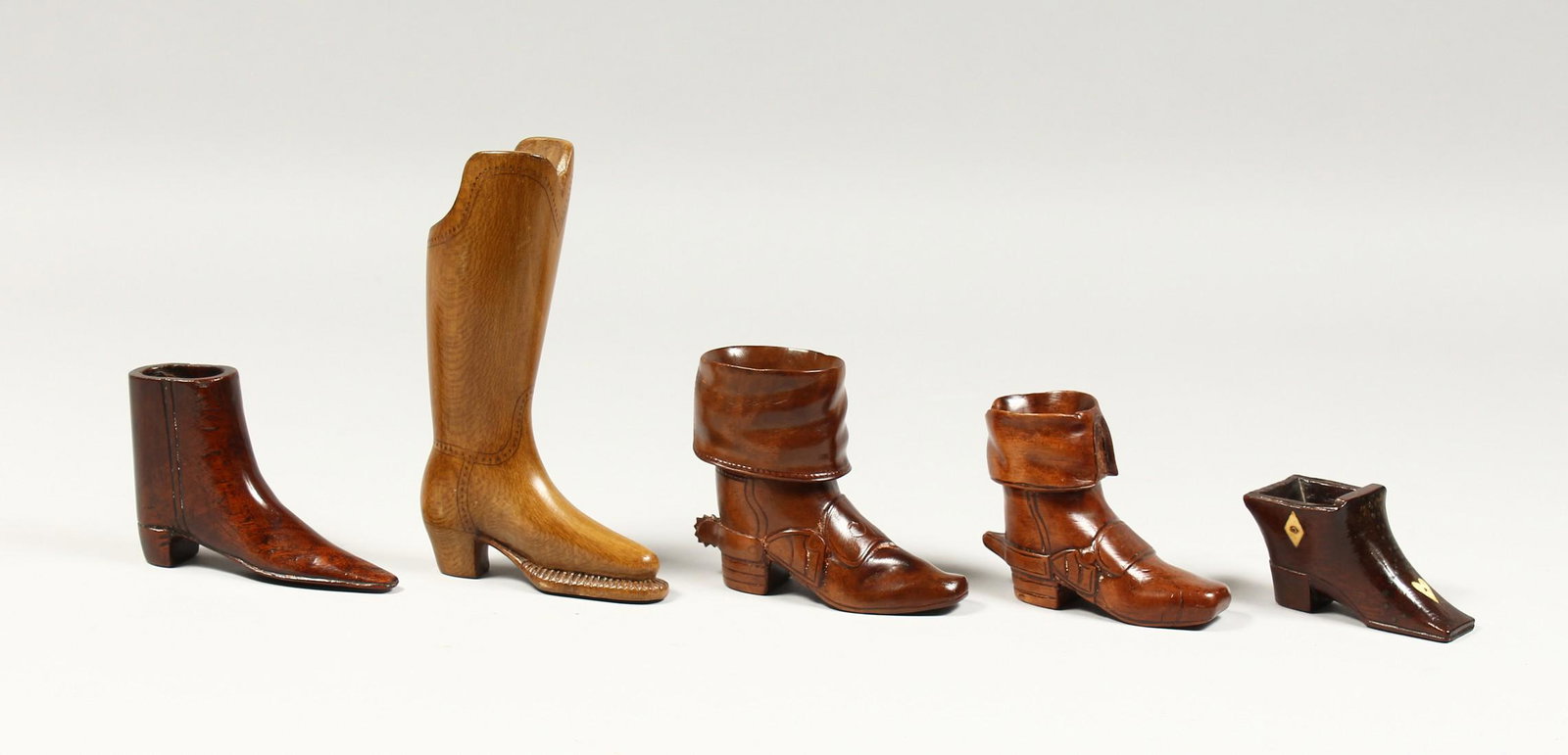 FIVE VARIOUS TREEN BOOTS: FIVE VARIOUS TREEN BOOTS